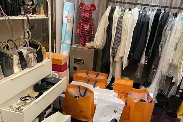 岳塘区回收一线品牌衣服